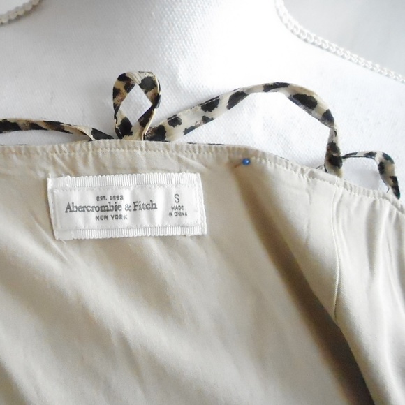 Size S Abercrombie & Fitch Dress - Picture 7 of 7